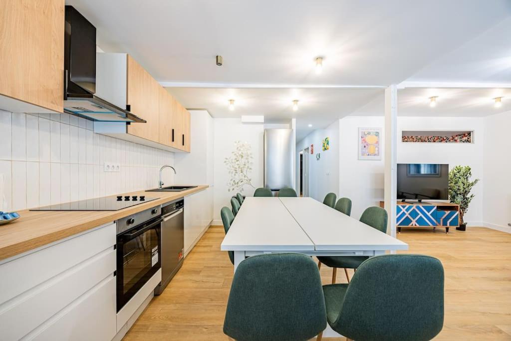 8pers # 3 Bedrooms # Pereire # 17 Appartement